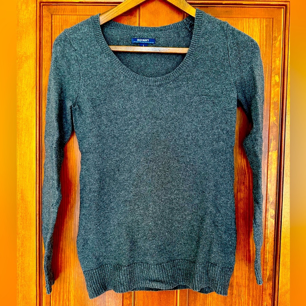 Old Navy Women’s Sweater